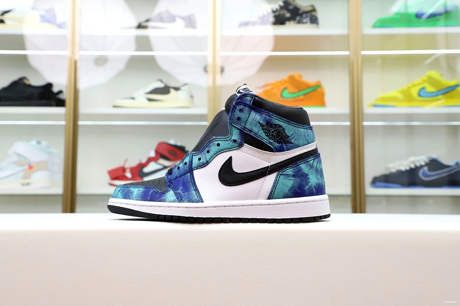  1 High OG Air Tie-Dye Jordan 0308